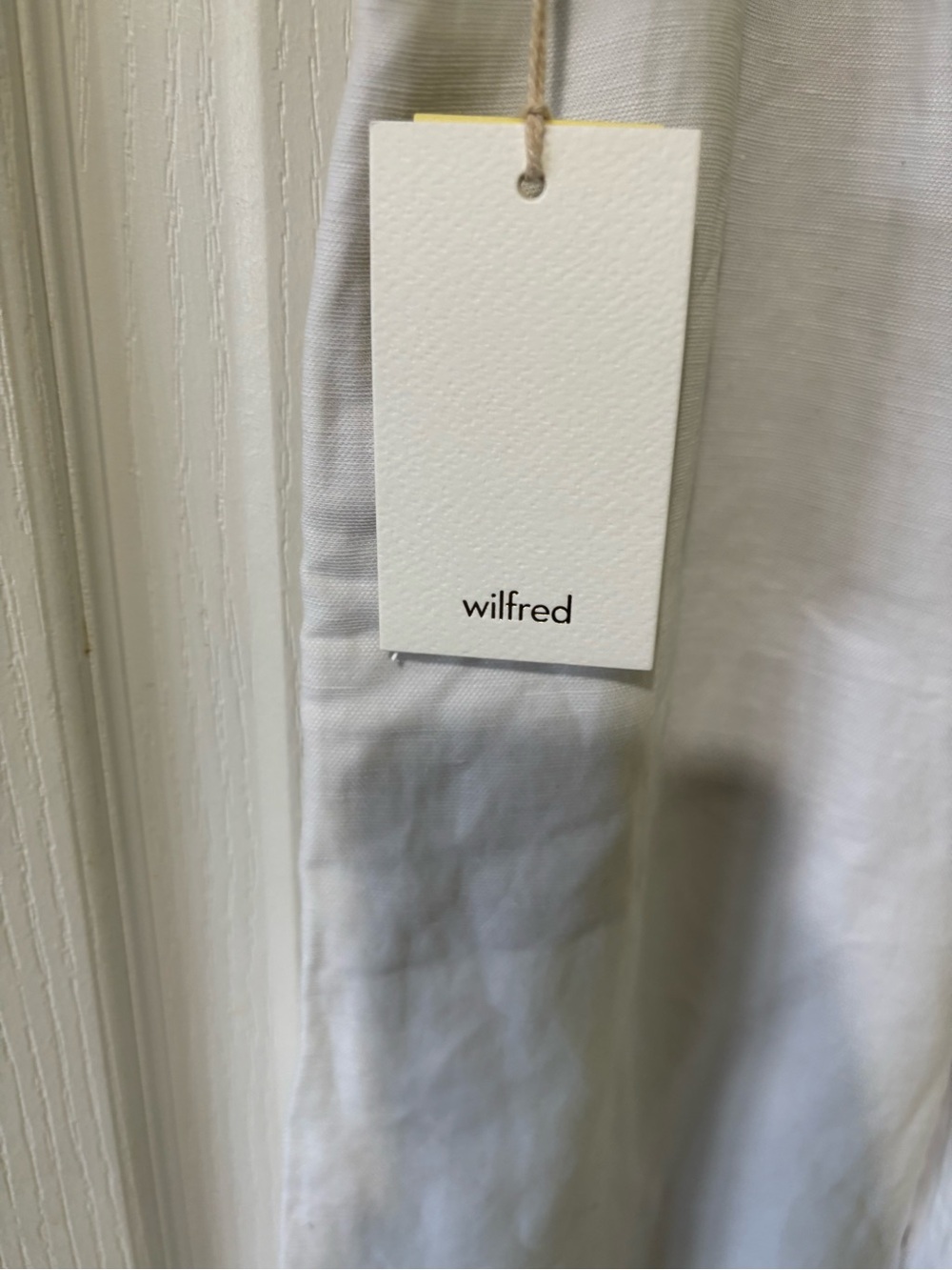 Wilfred Lodge White Linen Pants - Picture 5 of 5